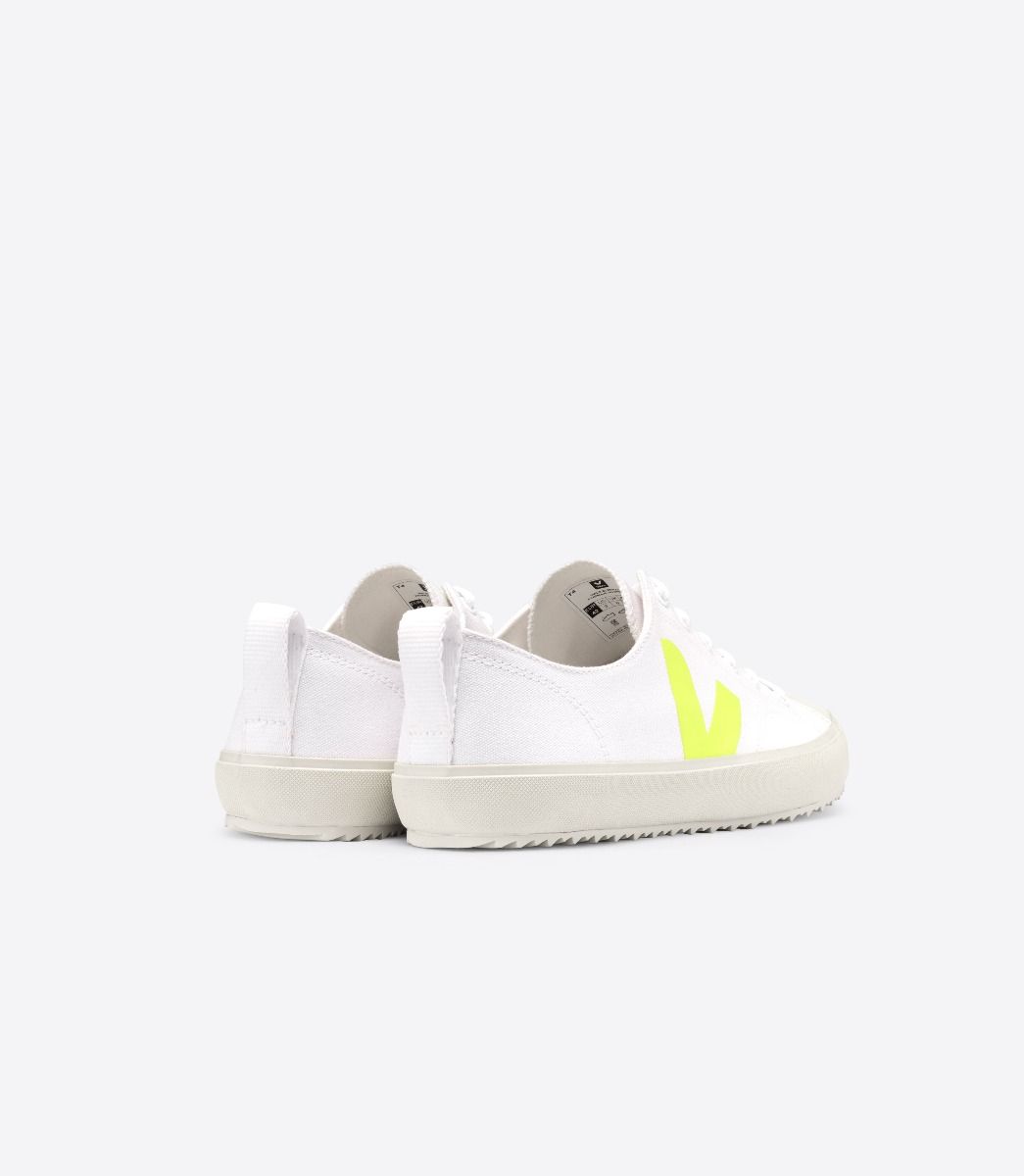 Sapatilhas Veja Nova Canvas Feminino Branco | DC4837160