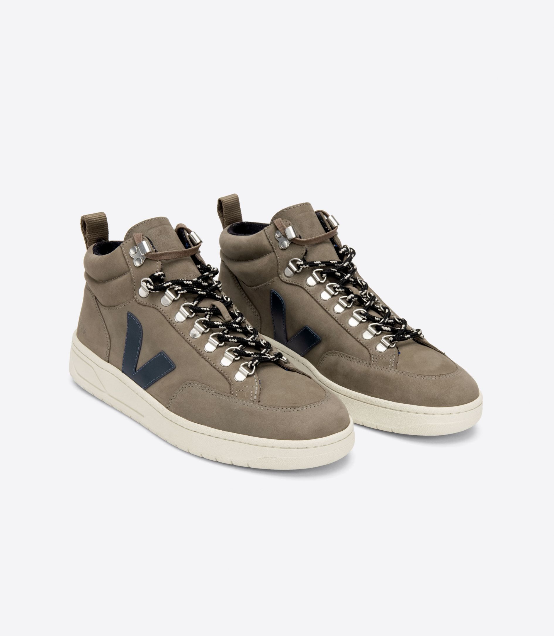 Sapatilhas Veja Roraima Nubuck Masculino Caqui | ER3905241