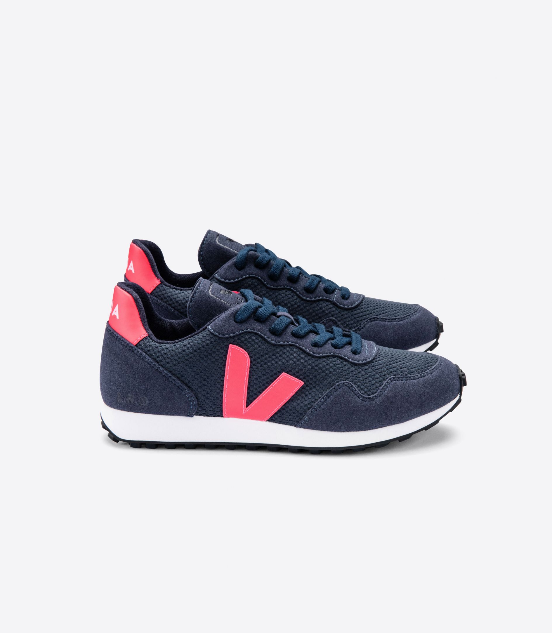 Sapatilhas Veja Sdu Feminino Azul Marinho Rosa | IN4602531