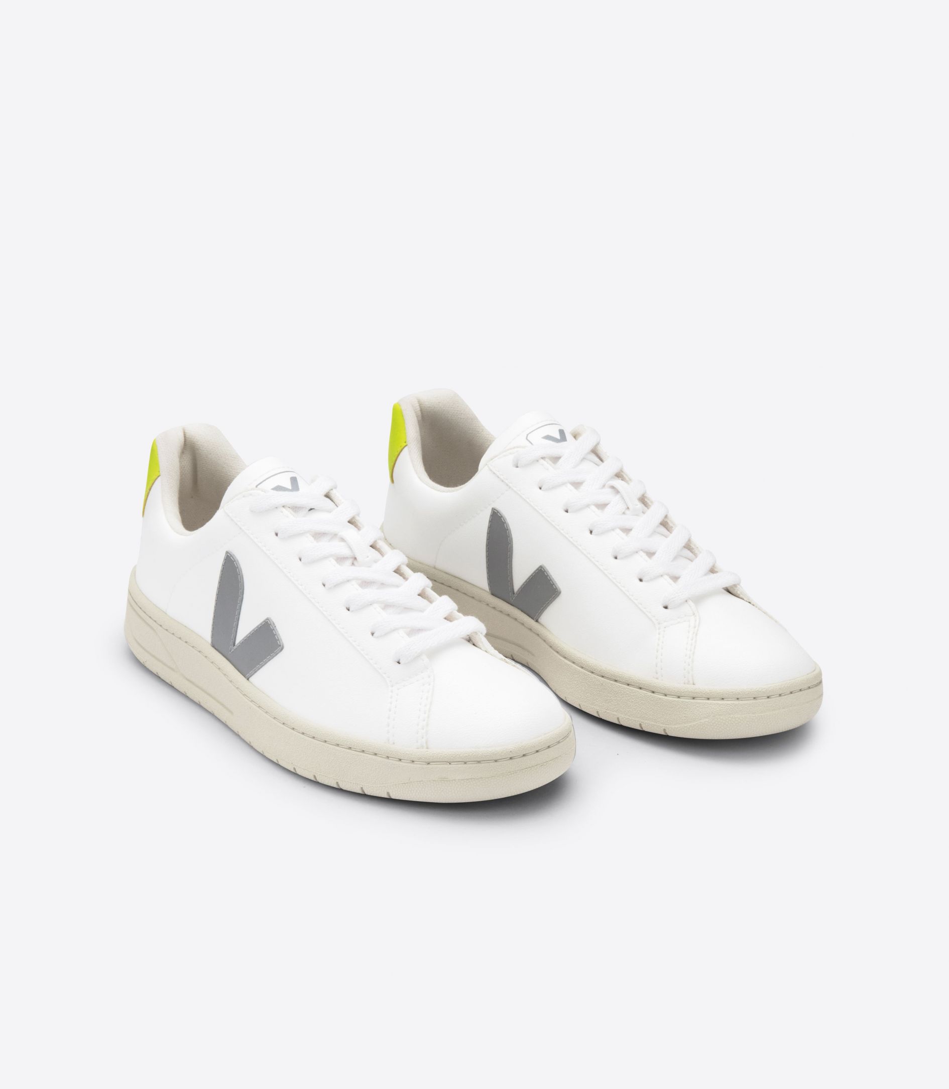 Sapatilhas Veja Urca Cwl Feminino Branco Cinzentas | PY6324910