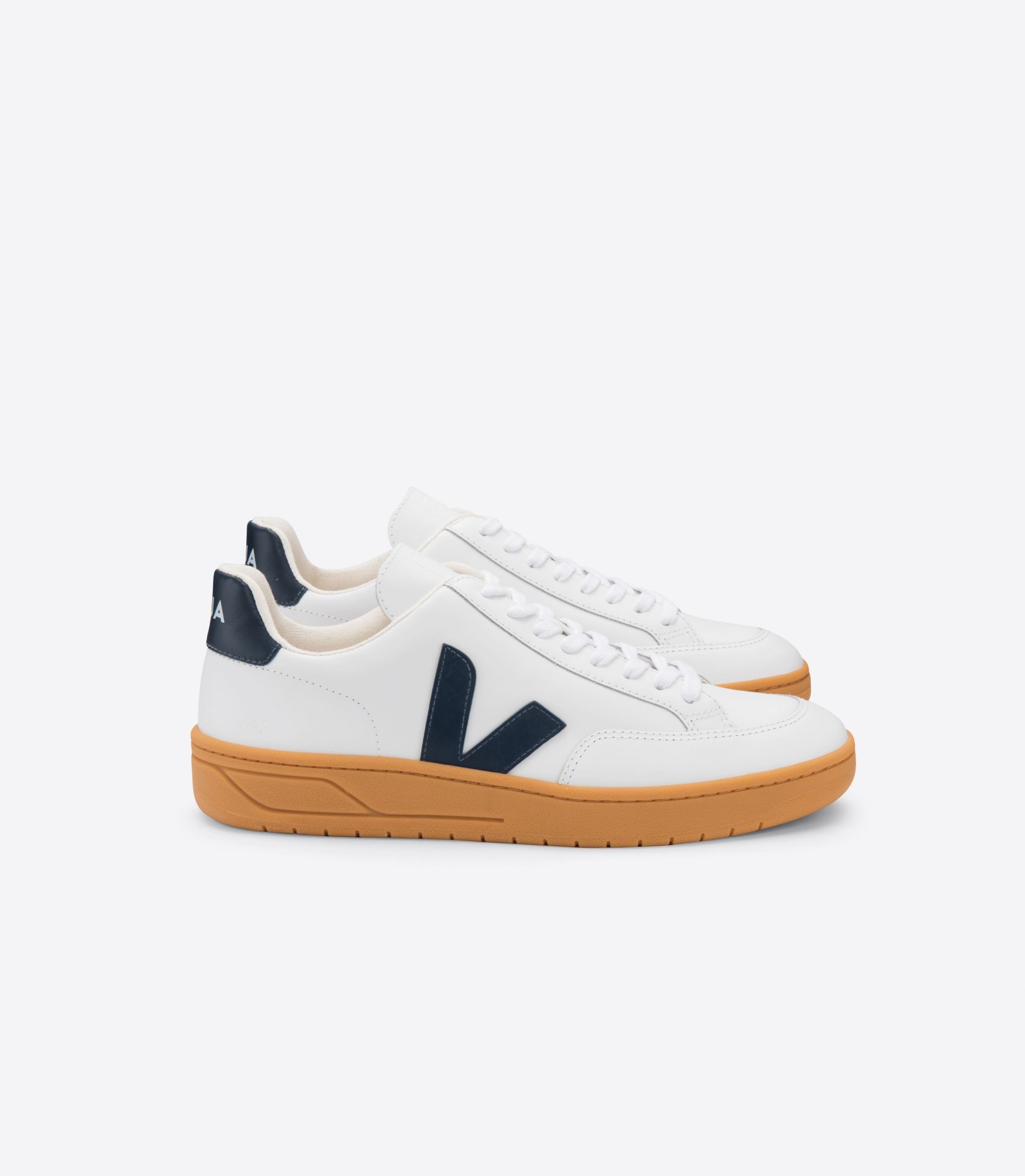 Sapatilhas Veja V-12 Leather Feminino Branco | XA4293568